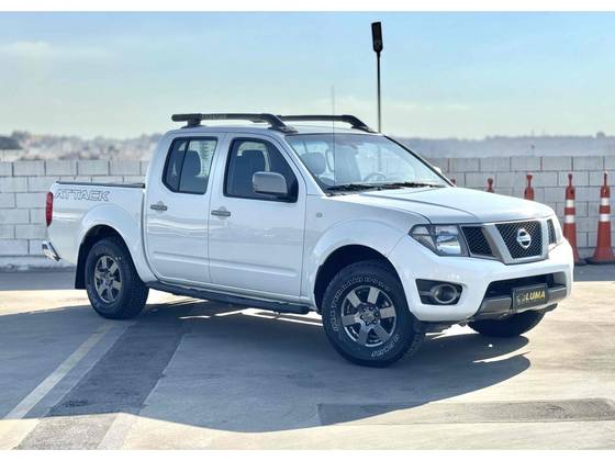 NISSAN FRONTIER 2.5 SV ATTACK 4X4 CD TURBO ELETRONIC DIESEL 4P AUTOMÁTICO